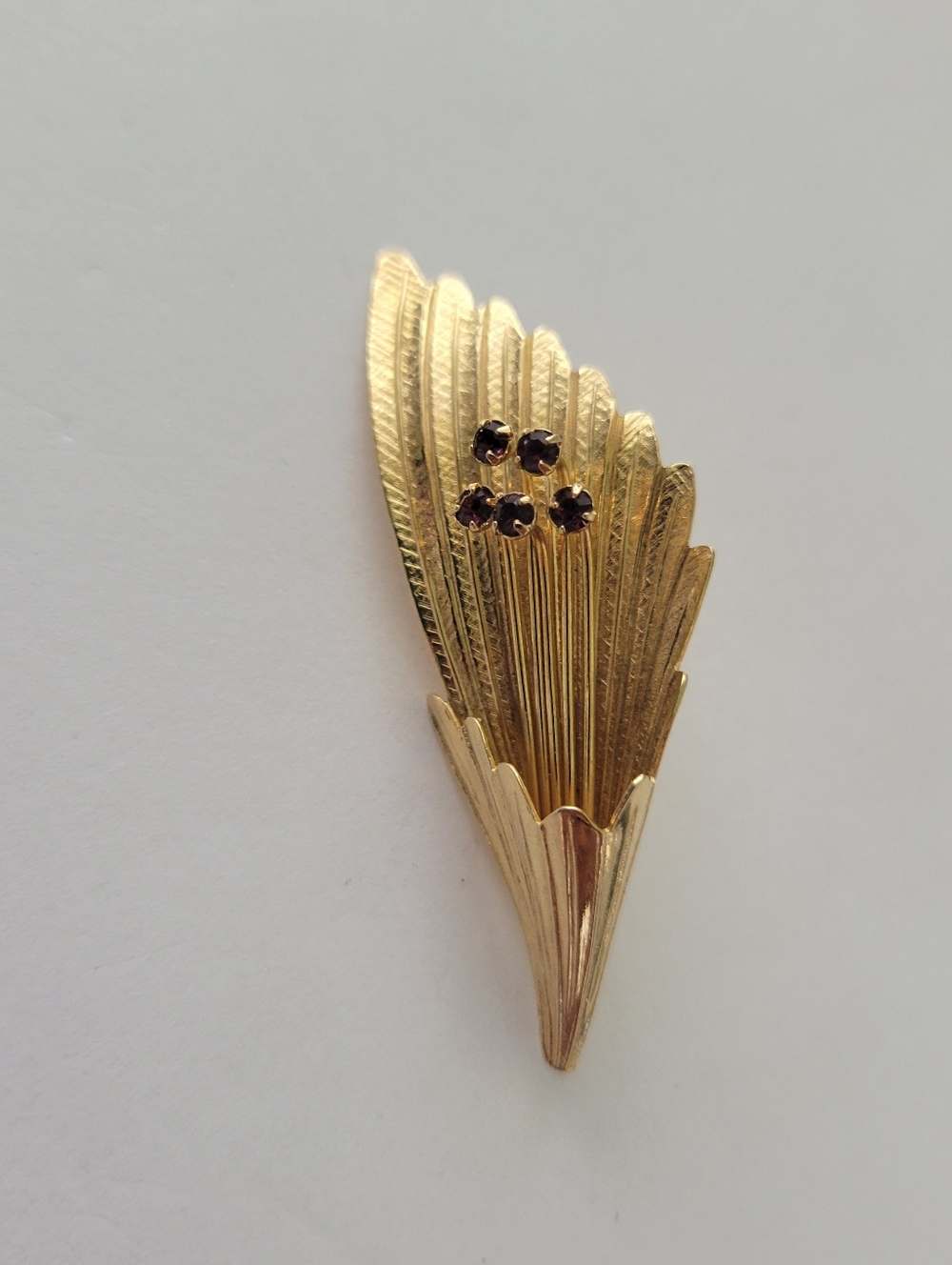 Vintage Sarah Coventry Brooch Pin  Gold Tone Leaf Spray Red Rhinestones Signed